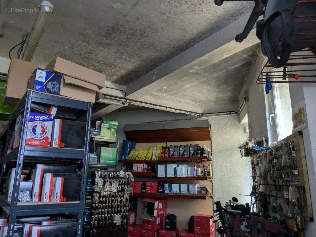 Commerce à CAPDENAC-GARE