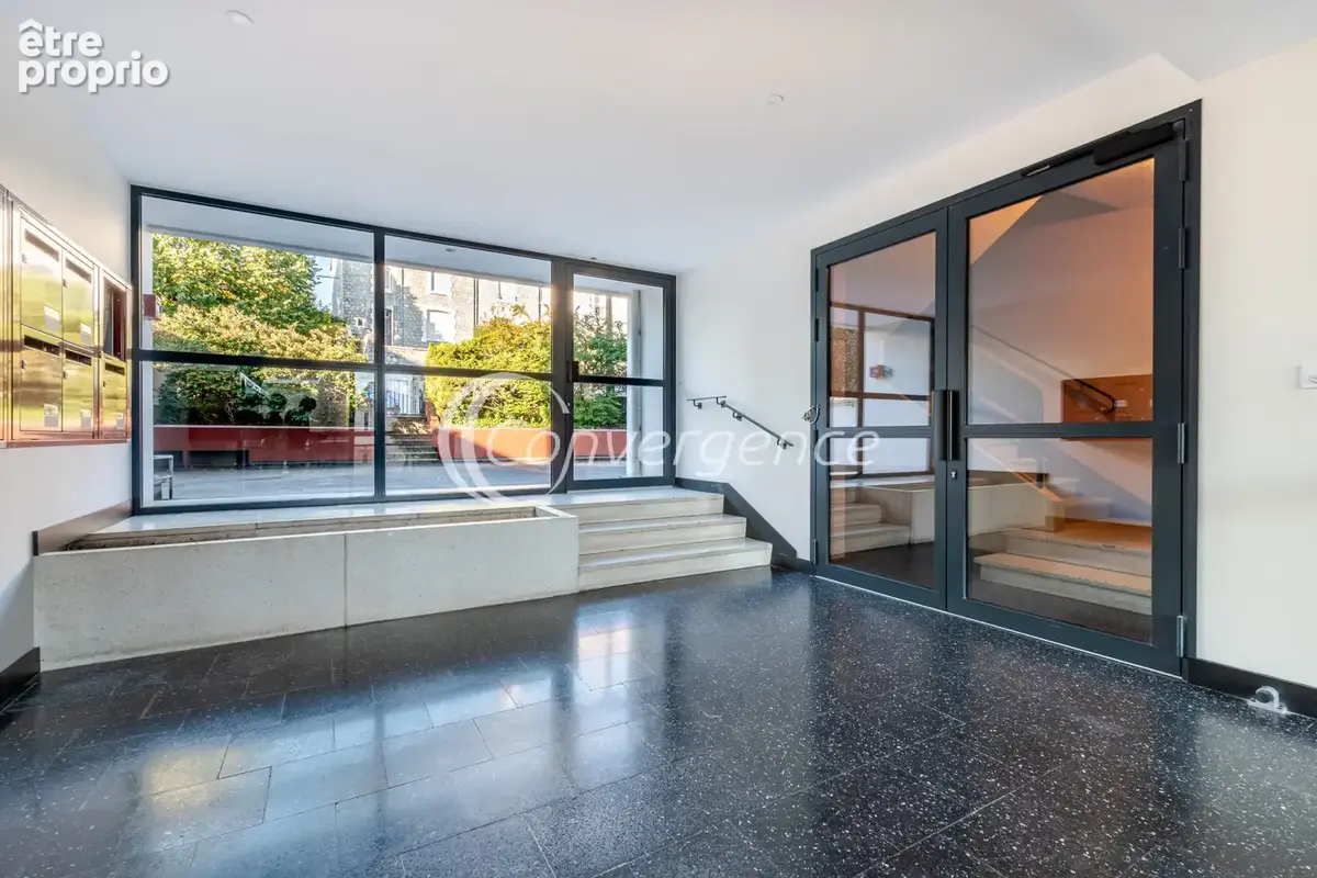 Appartement T5 avec garage, balcon, ascenseur et cave - hypercentre - photo 11