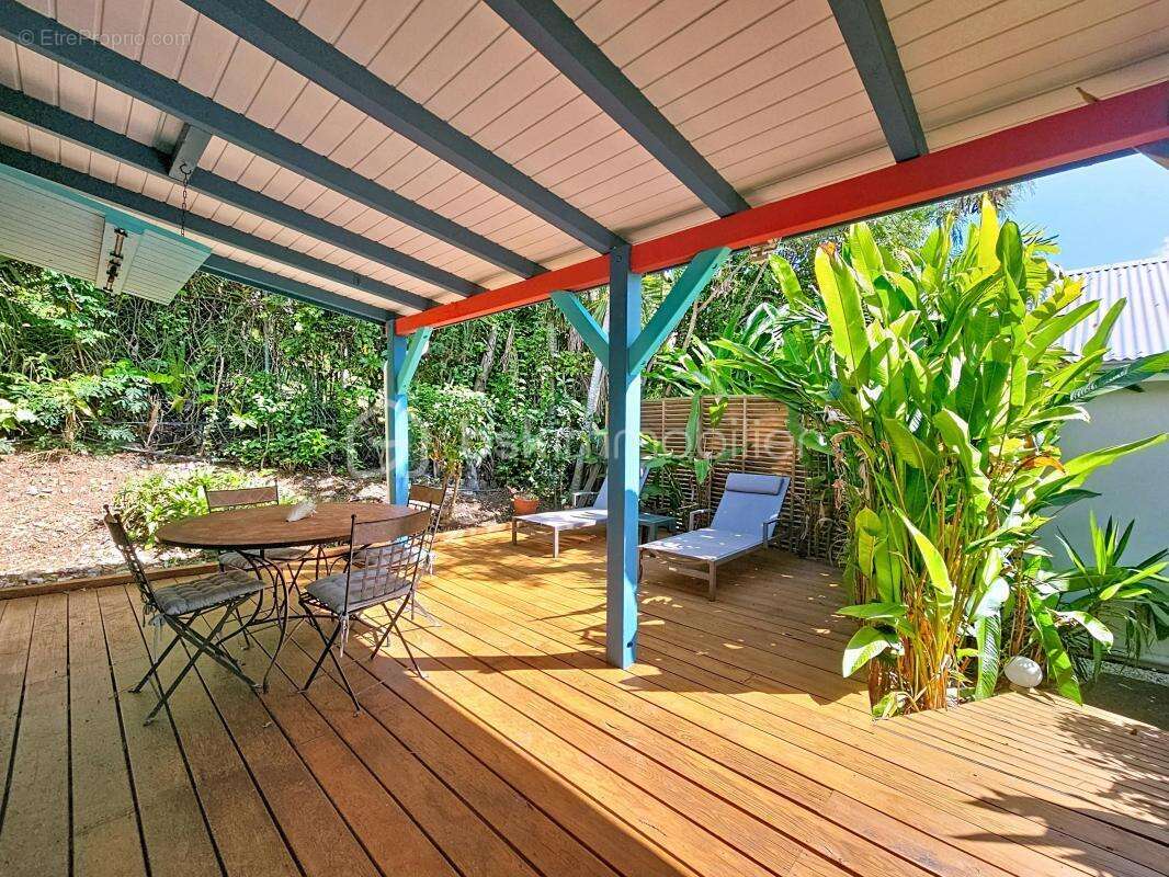 Maison à SAINTE-ANNE