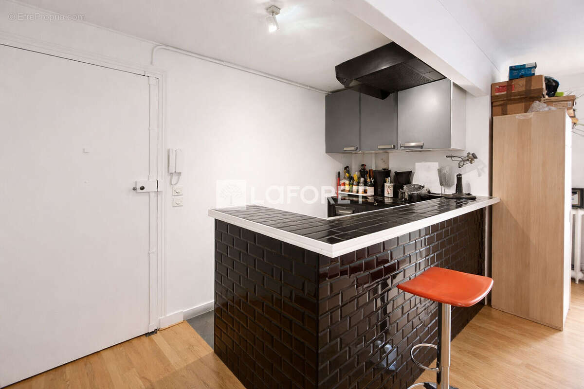 Studio avec bureau indépendant - 15ème arrondissement de Paris - photo 2