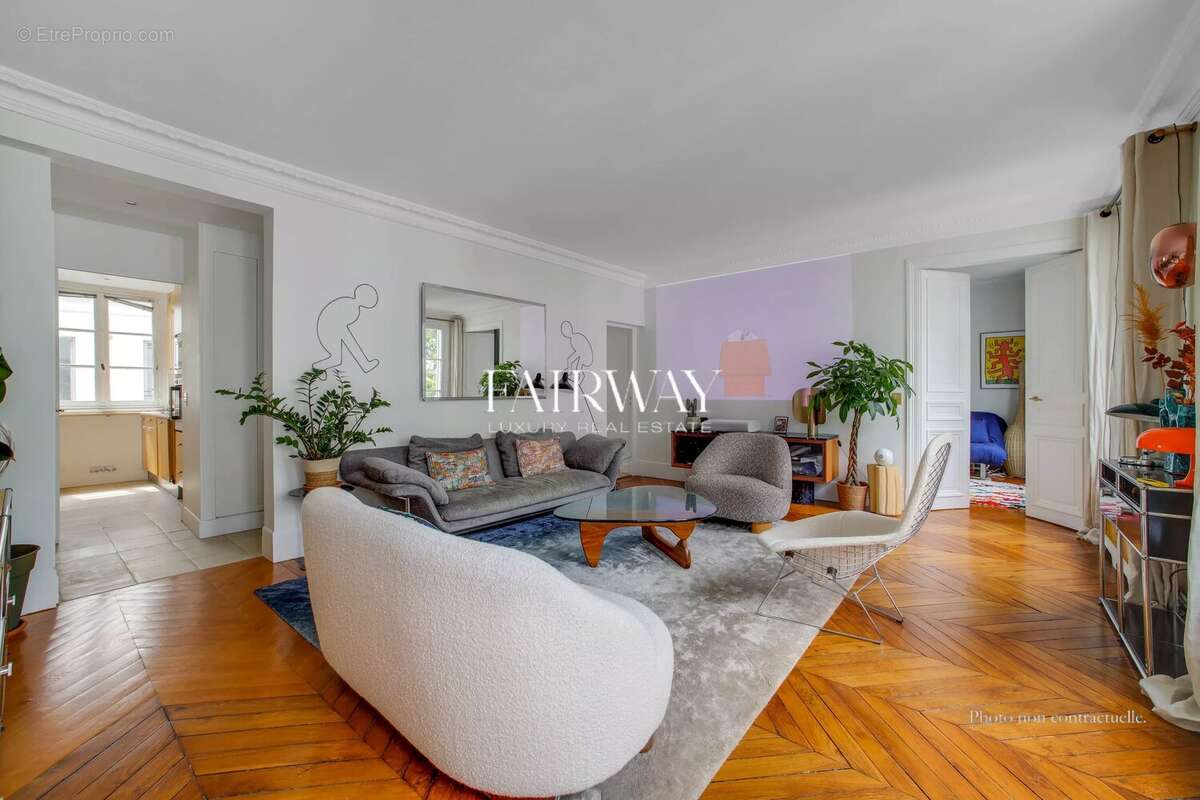 Appartement à PARIS-17E