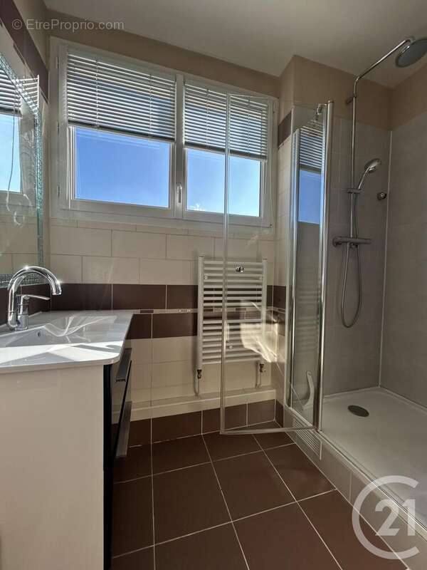 Appartement à FONTAINEBLEAU