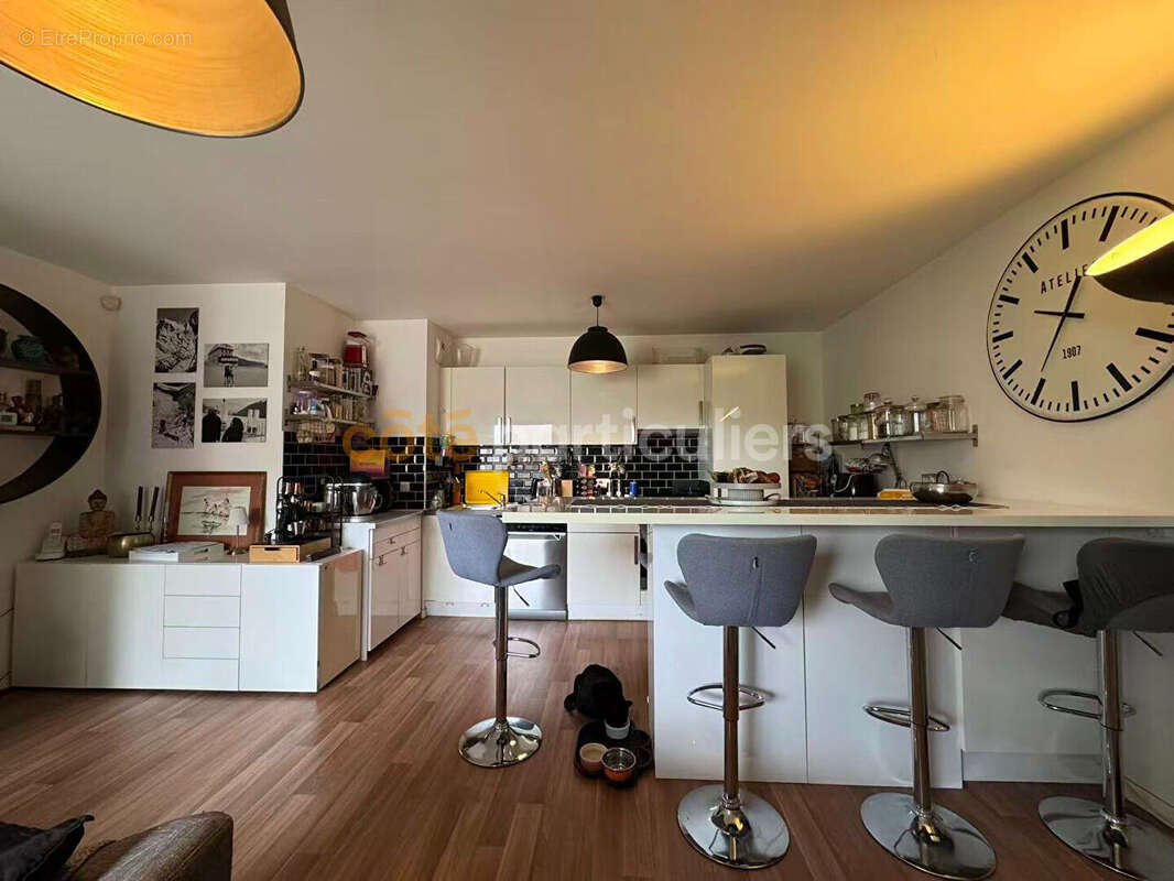 Appartement à AUBERVILLIERS