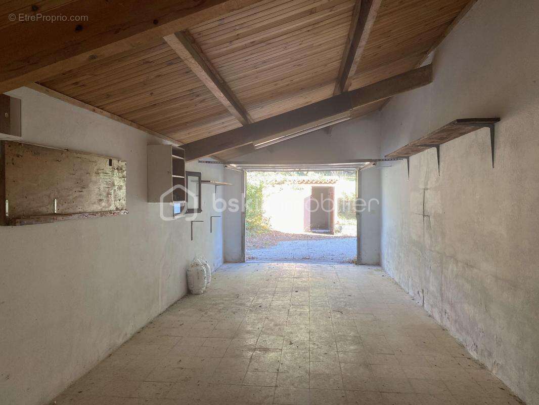 Maison à SAIGNON