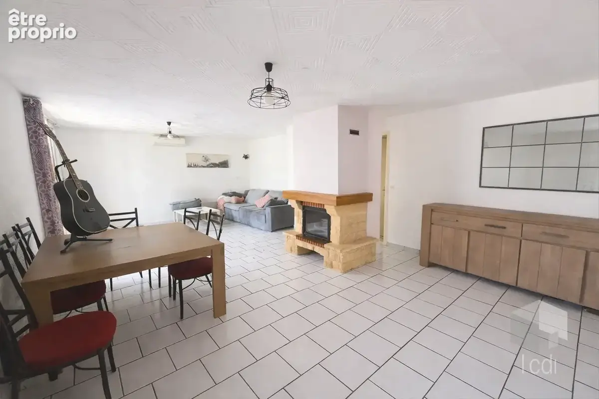 LE TEIL, maison de 160 m2 avec piscine - photo 6