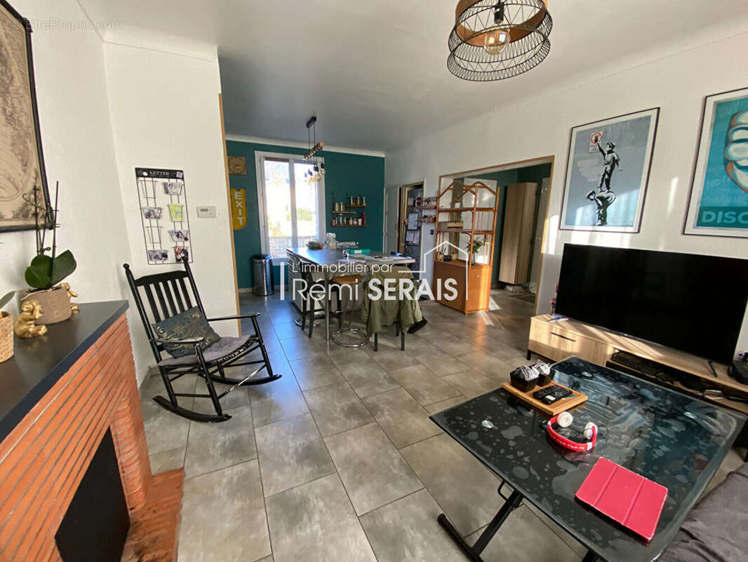 Maison à AUNAY-SUR-ODON