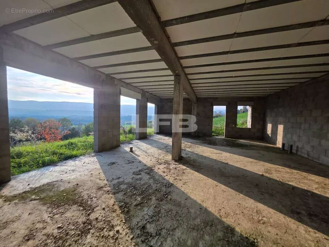 Appartement à HAUTEVILLE-SUR-FIER