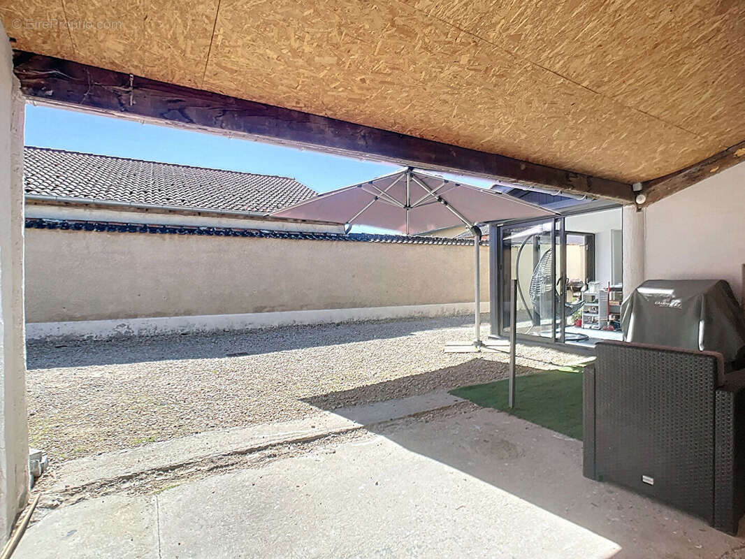 Maison 5 pièce(s) 115 m2 - photo 5