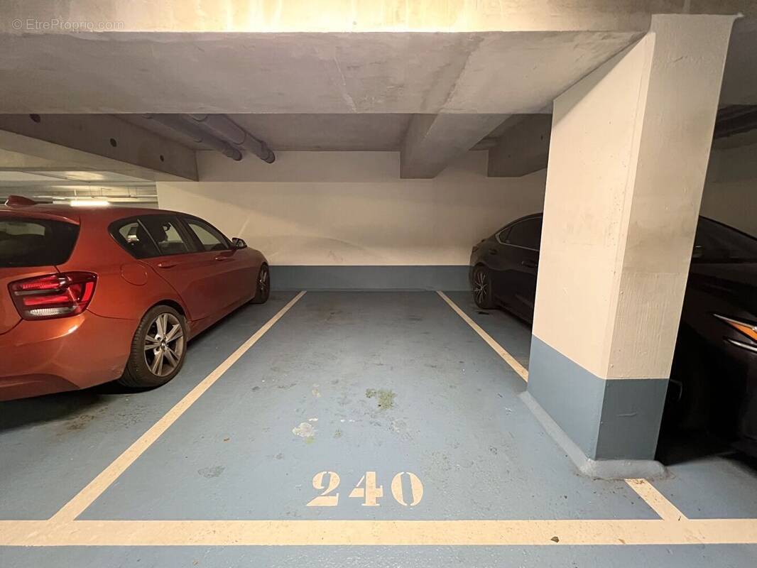 Parking à ALFORTVILLE