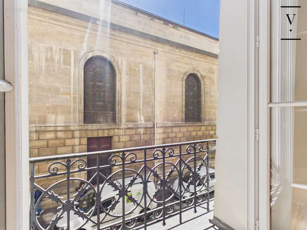 Appartement à PARIS-3E