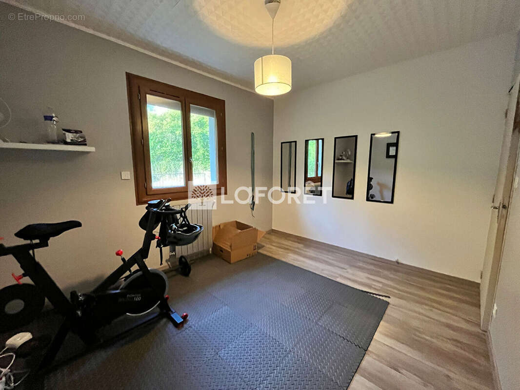 Firmi - axe rodez figeac : *maison 4 chambres* 145 m2 * 850 m2 jardin *pac neuve* - photo 10
