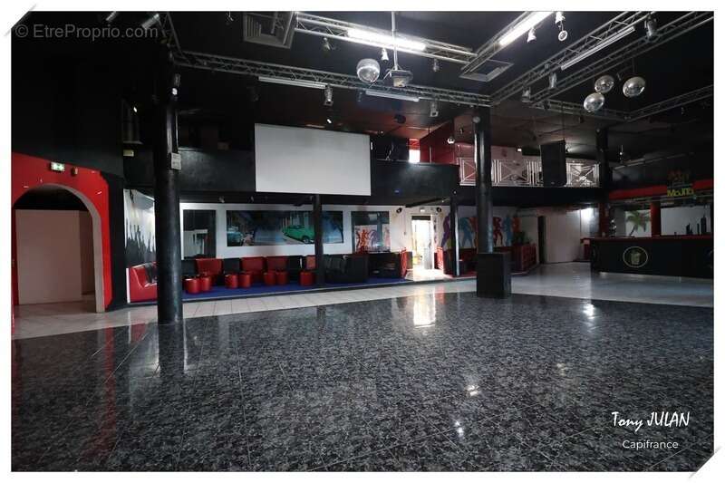 Commerce à GOURBEYRE