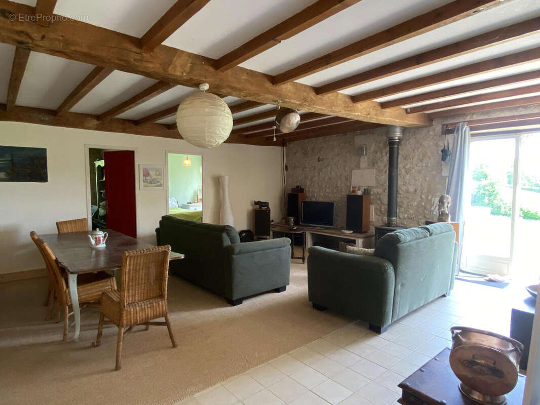 gite 2 - Maison à AUBETERRE-SUR-DRONNE