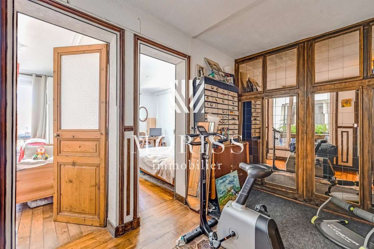 Appartement à PARIS-18E