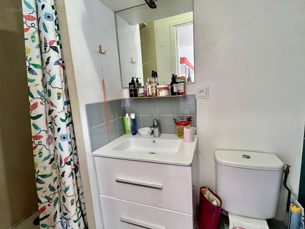 Photo 6 - Appartement à PARIS-18E