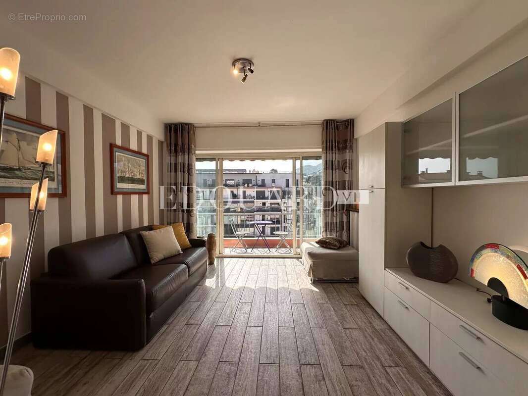 Appartement à MENTON