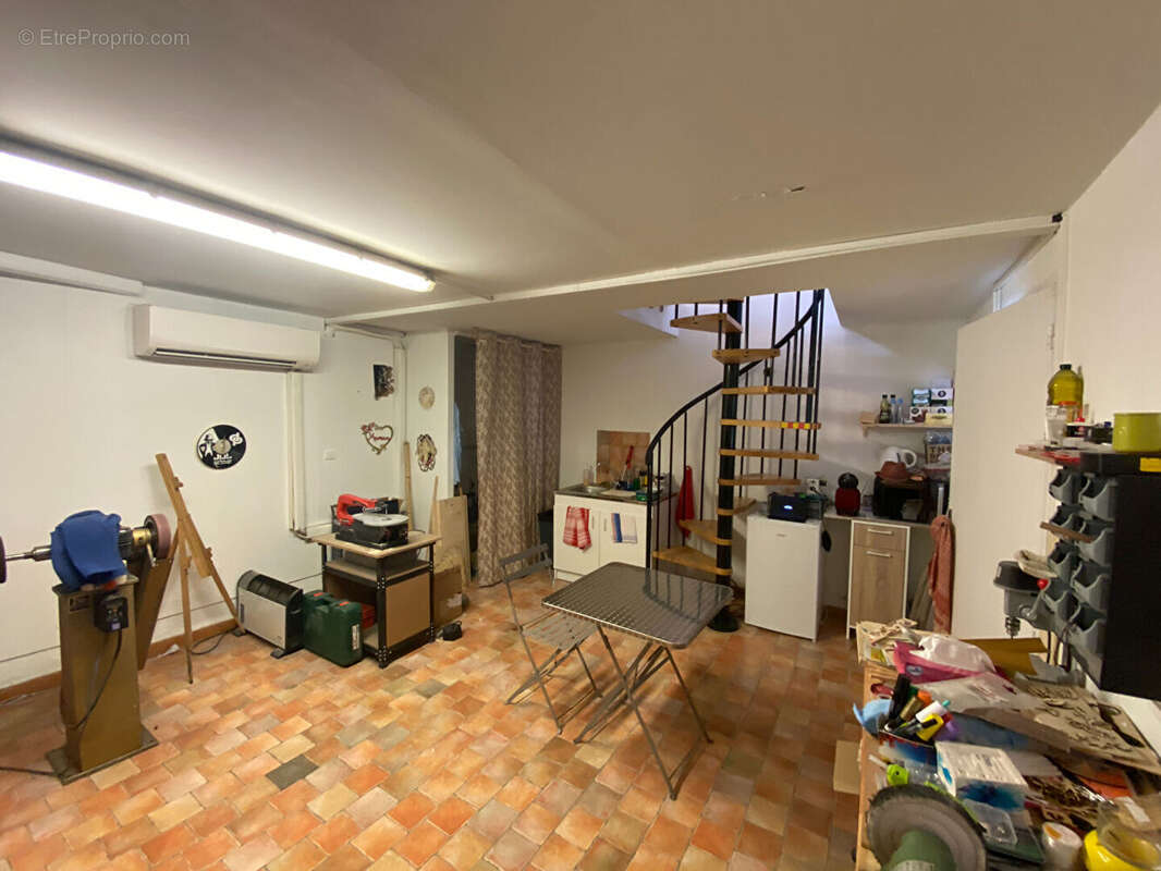 Autre à L&#039;ISLE-SUR-LA-SORGUE