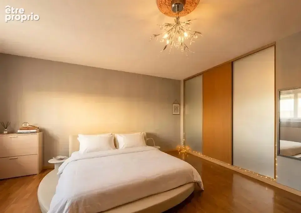 Grande maison familiale de 300 m² avec dépendance sur terrain de 531 m² – Fort potentiel à Saint-Maur - photo 6