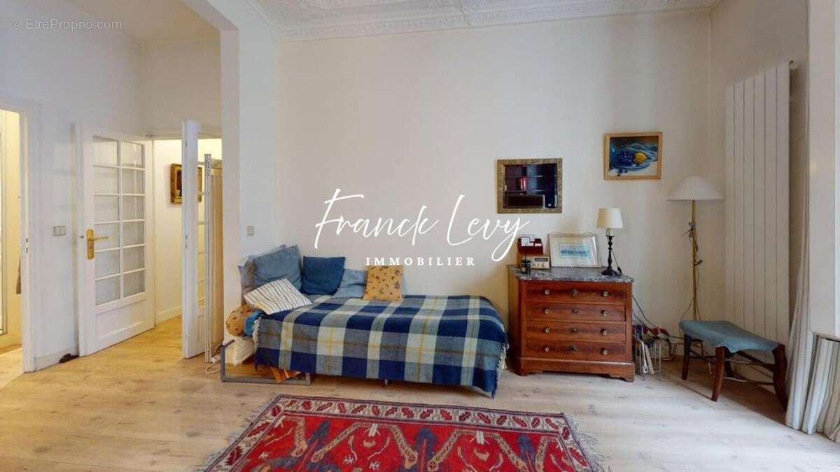 Photo 3 - Appartement à NEUILLY-SUR-SEINE