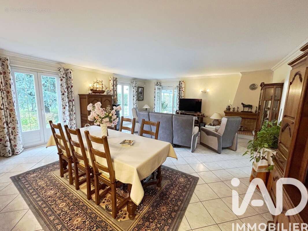 Photo 9 - Maison à AUTUN