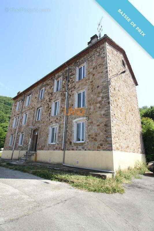 Appartement à MOLIERES-SUR-CEZE