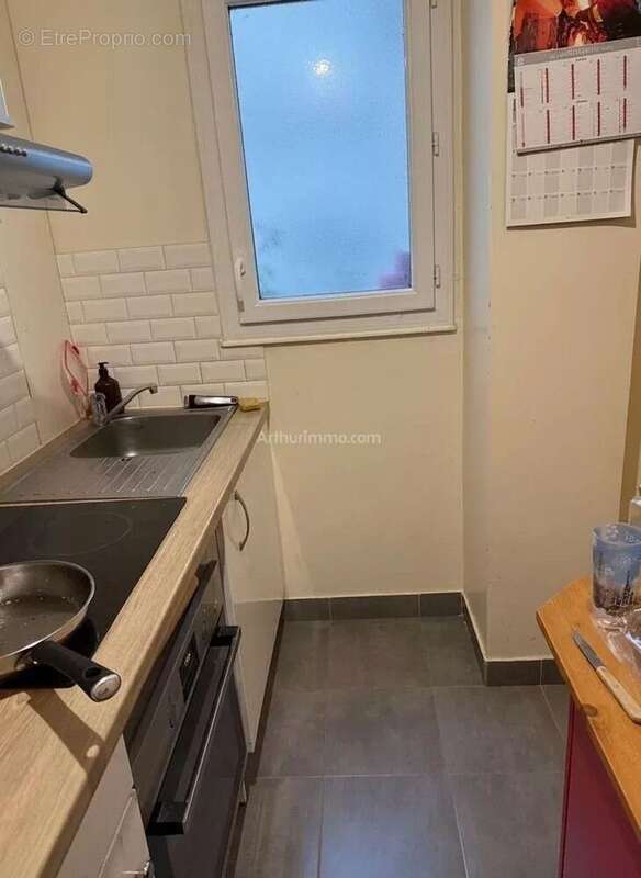 Appartement à PARIS-20E