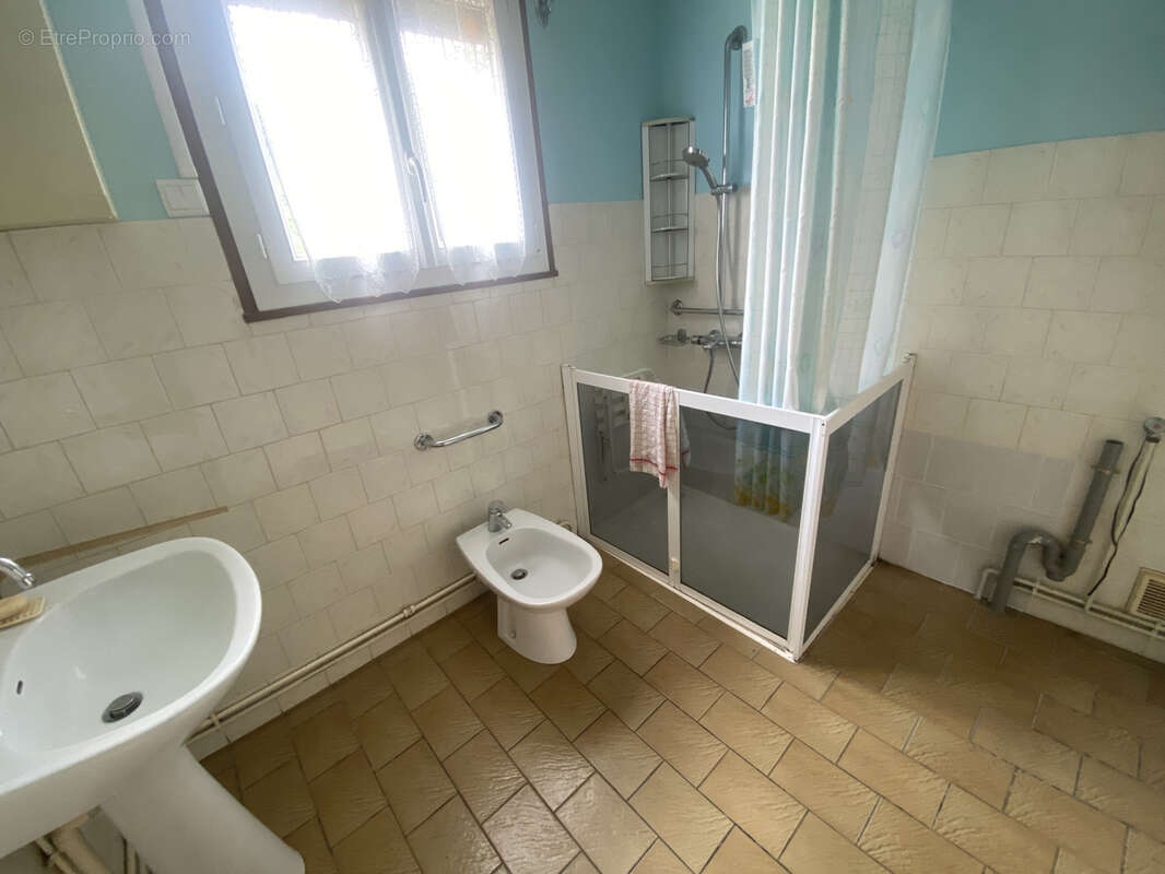 Maison 73 m² à Gourchelles  - photo 7