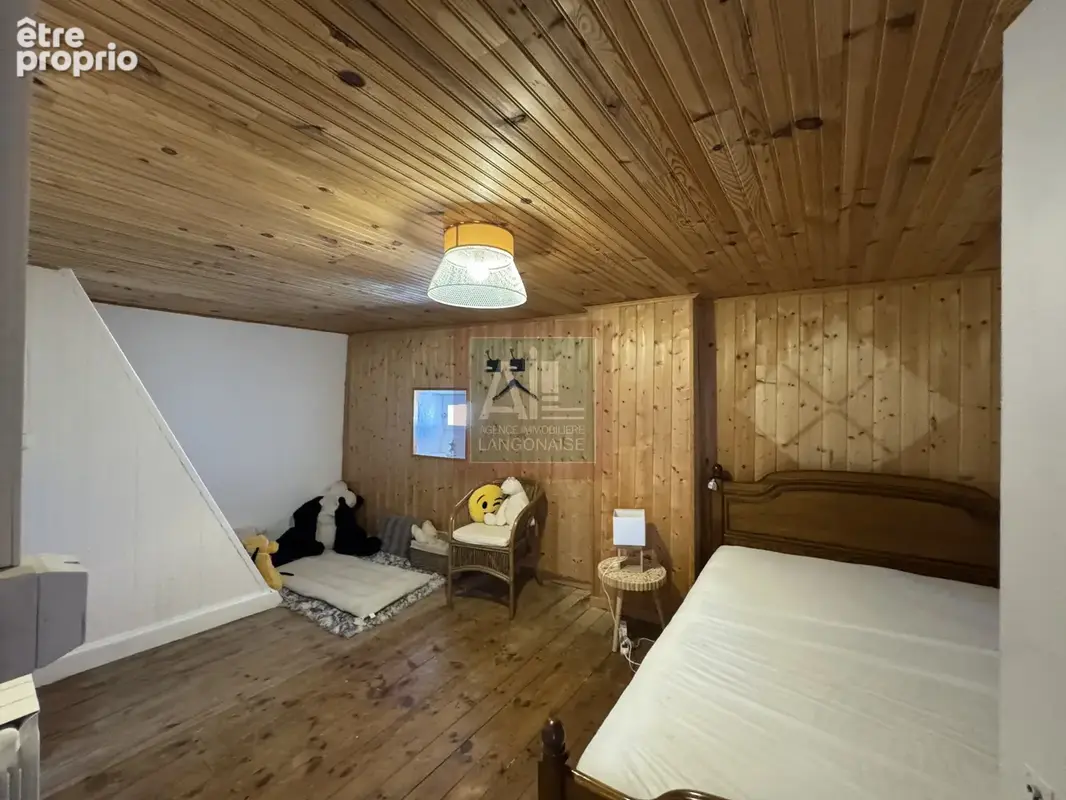 Maison avec grange attenante centre de Thoras - photo 10