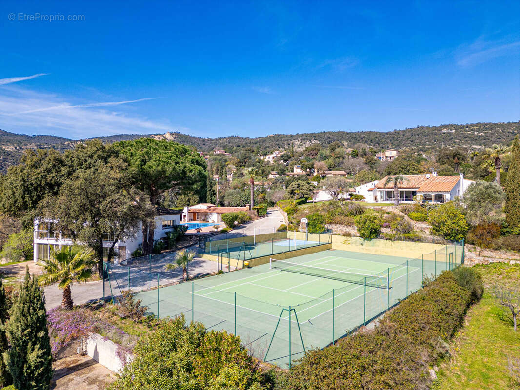 Maison à PLAN-DE-LA-TOUR