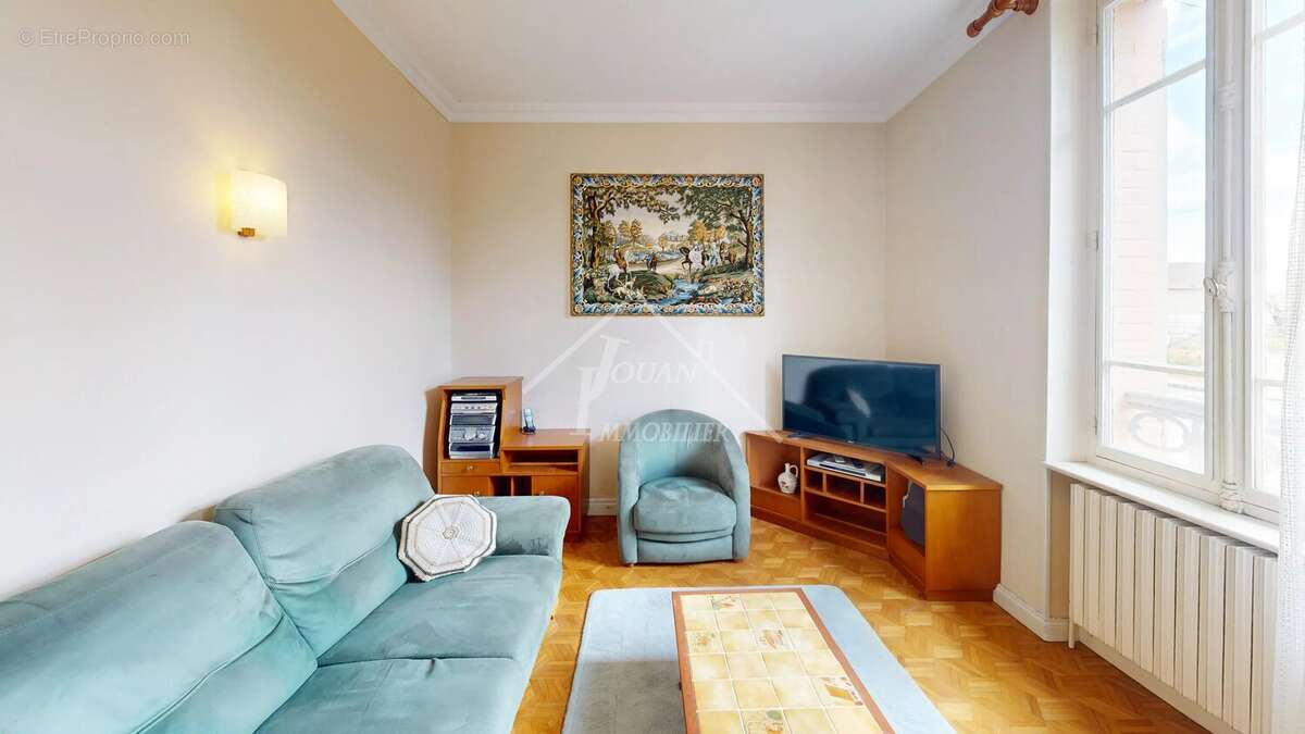 Maison à SALIGNY-SUR-ROUDON