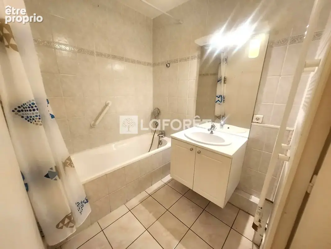 Appartement La Seyne Sur Mer 4 pièce(s) 95 m2 - photo 8