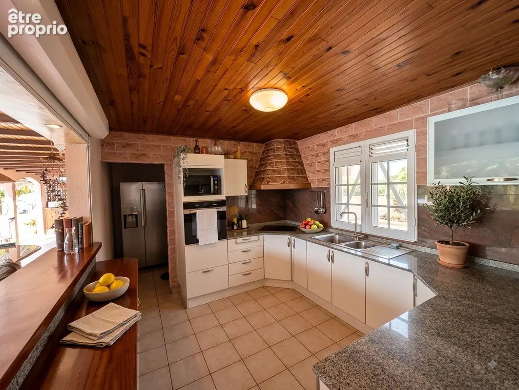 Superbe villa avec vue panoramique et rentabilité locative ? Ducos 6 pièce(s) 210 m2 - photo 3