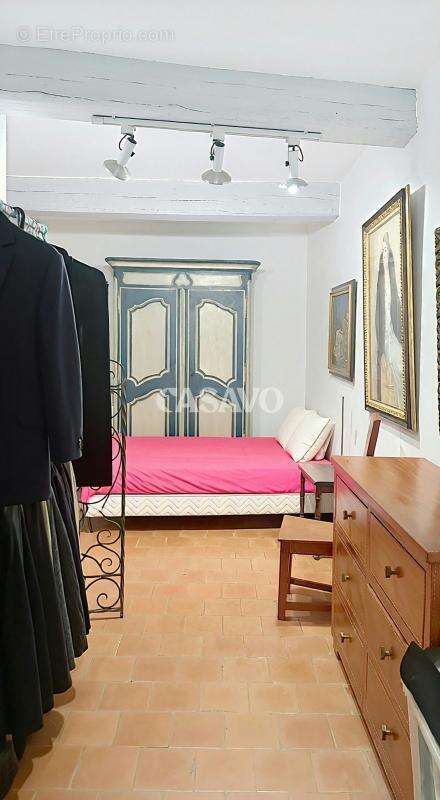 Vente Maison 7 pièces de 171m² - 13200 Arles - photo 12