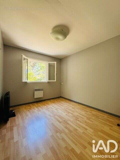 Maison 100 m² à Espiet  - photo 9