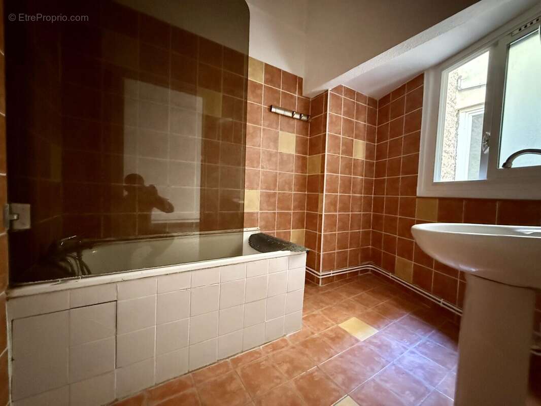 Appartement 115 m² à Nimes  - photo 8