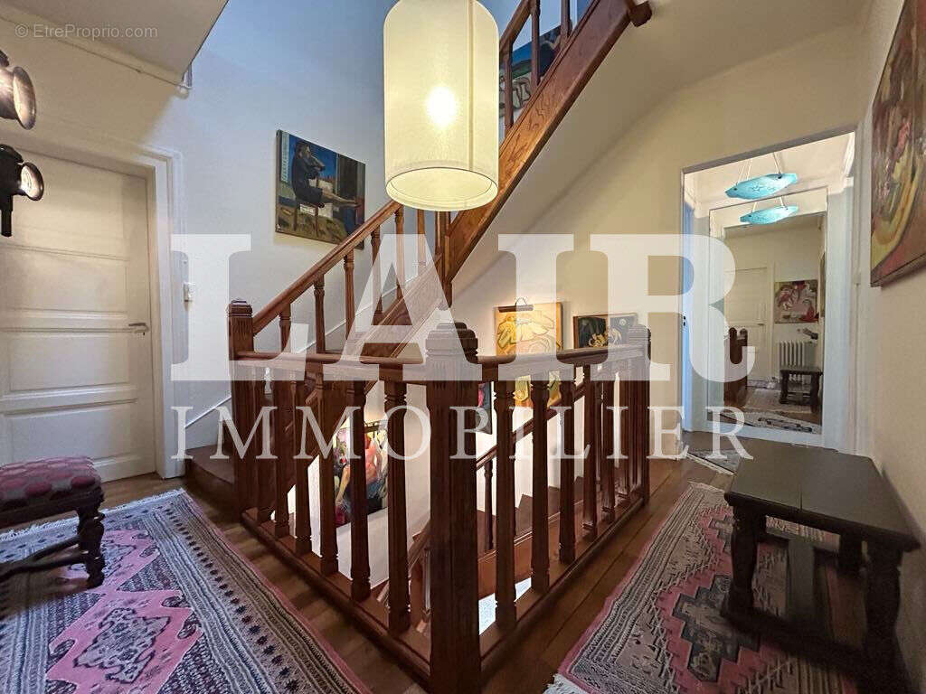 Maison à LE MELE-SUR-SARTHE