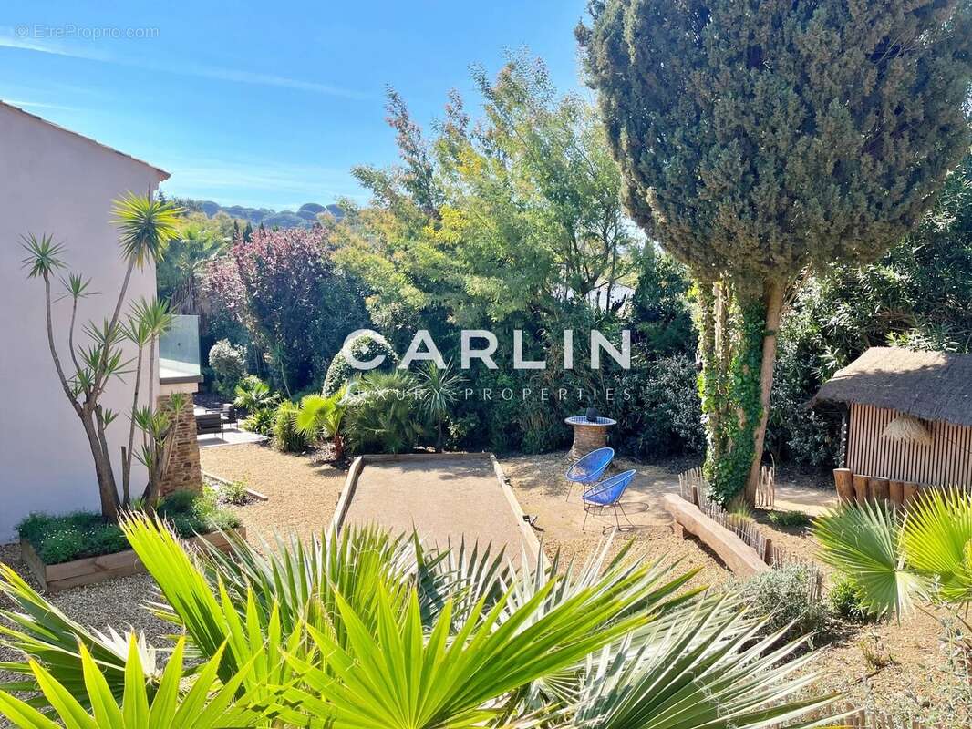 Maison à LA CROIX-VALMER