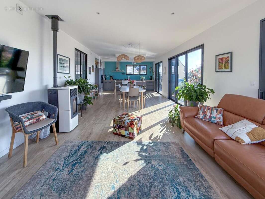 BOUSSER 15-2 - Maison à MONTREUIL-LE-GAST