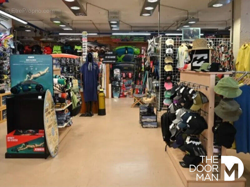 Commerce à LE LAVANDOU