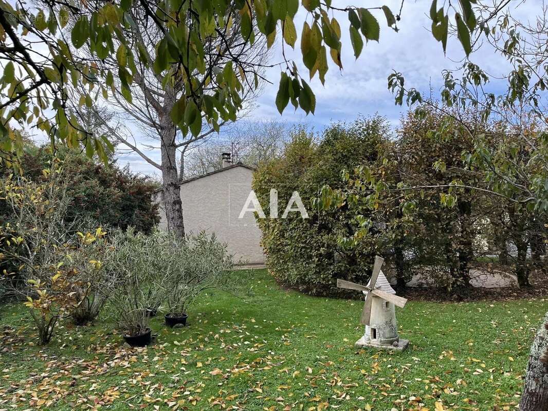 Maison à FONTENILLE