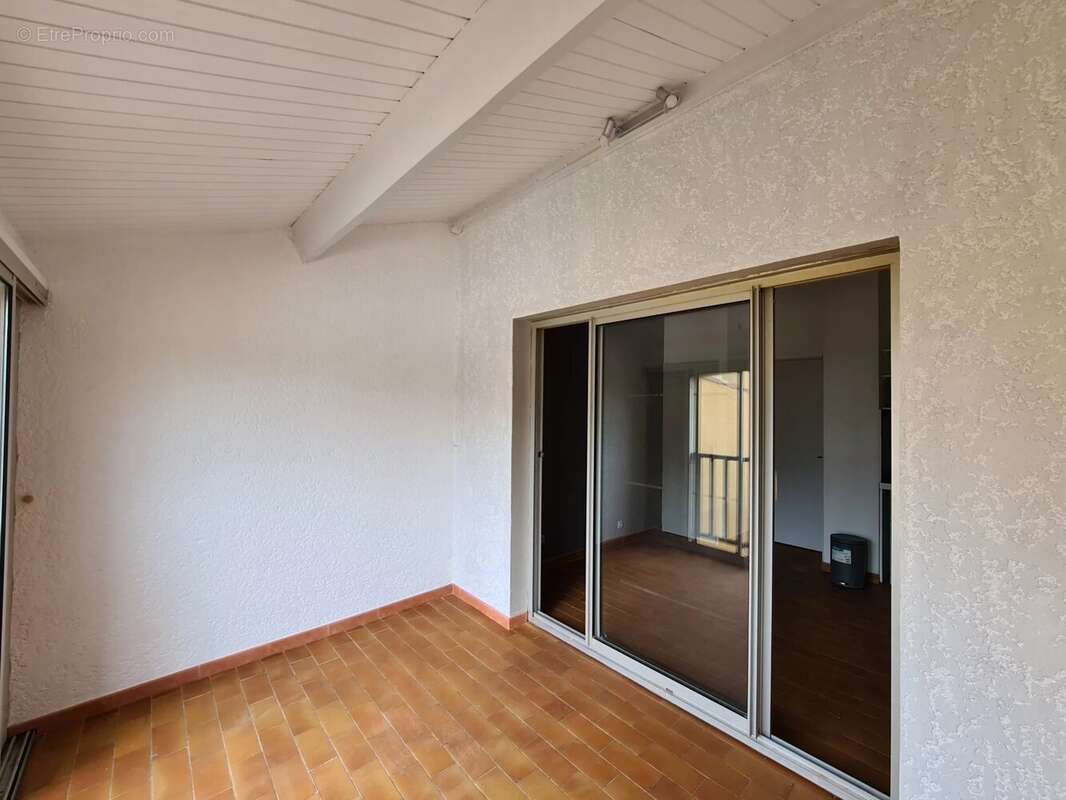 Appartement F1 avec loggia aux Cyprines - photo 2