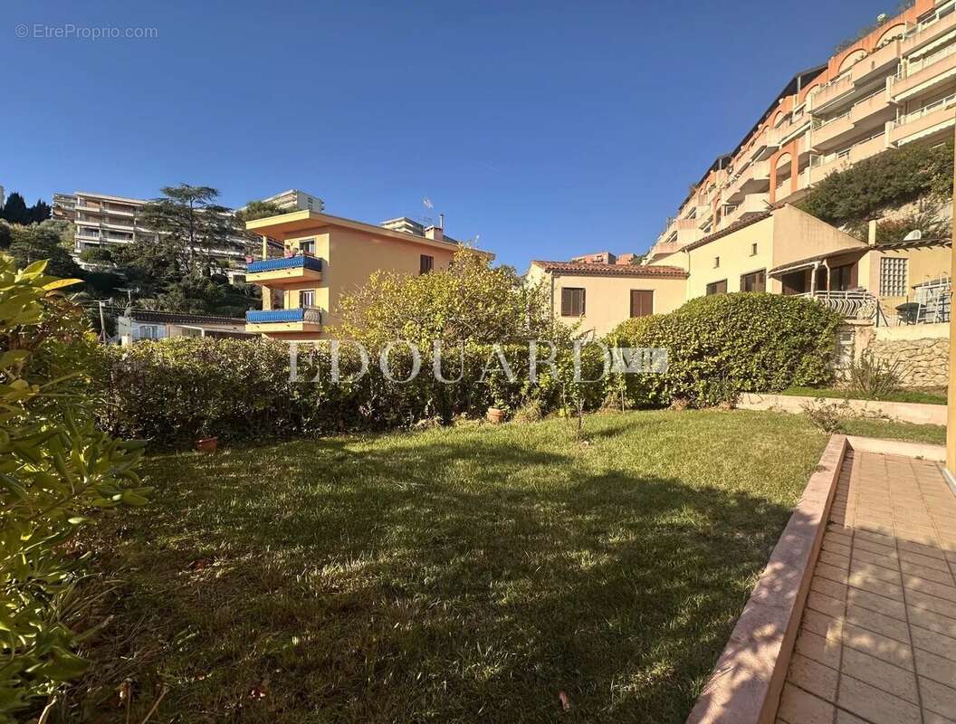 Appartement à ROQUEBRUNE-CAP-MARTIN