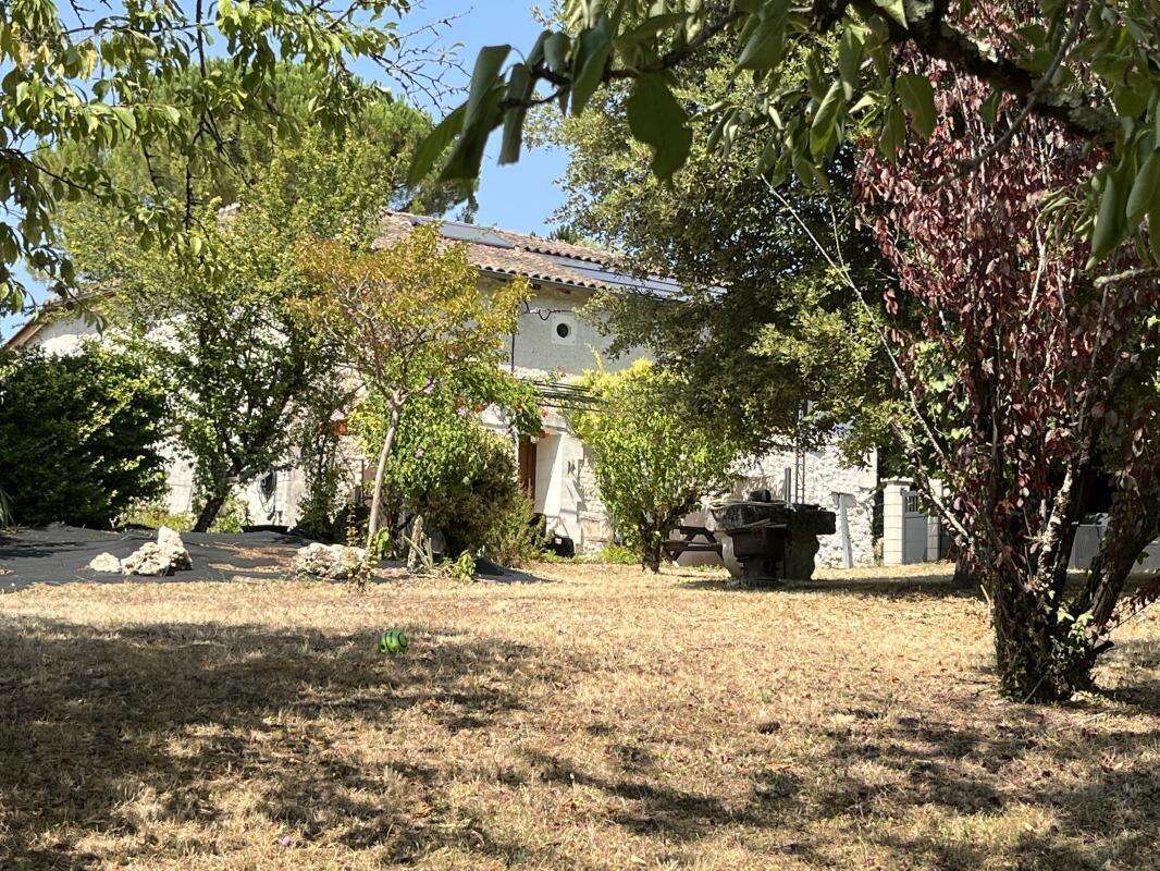 Maison 6 pièces 170 m² à vendre à Saint-Bonnet (16300) - photo 15