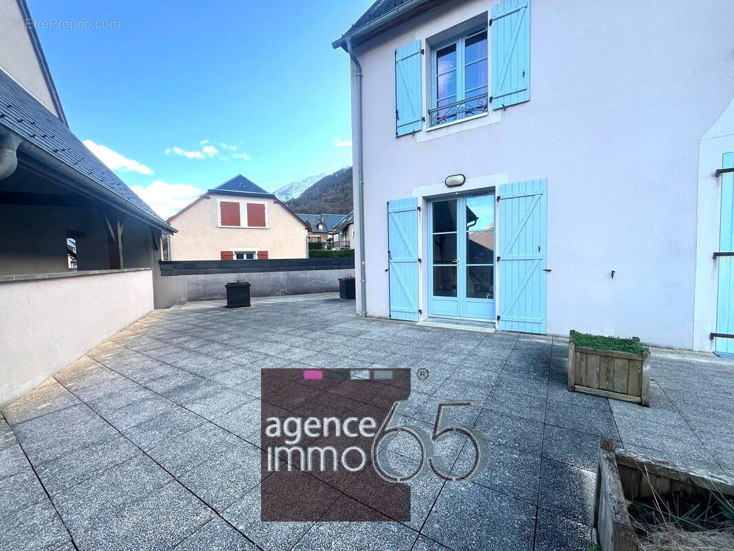 Appartement à LUZ-SAINT-SAUVEUR