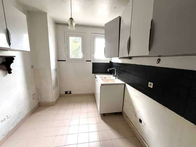 Appartement 77 m² à Gisors  - photo 4