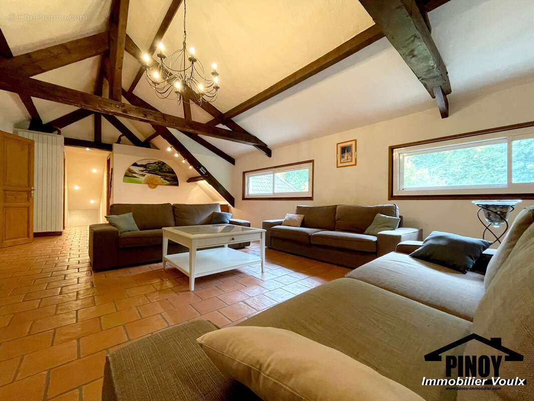 Maison à VILLEMARECHAL