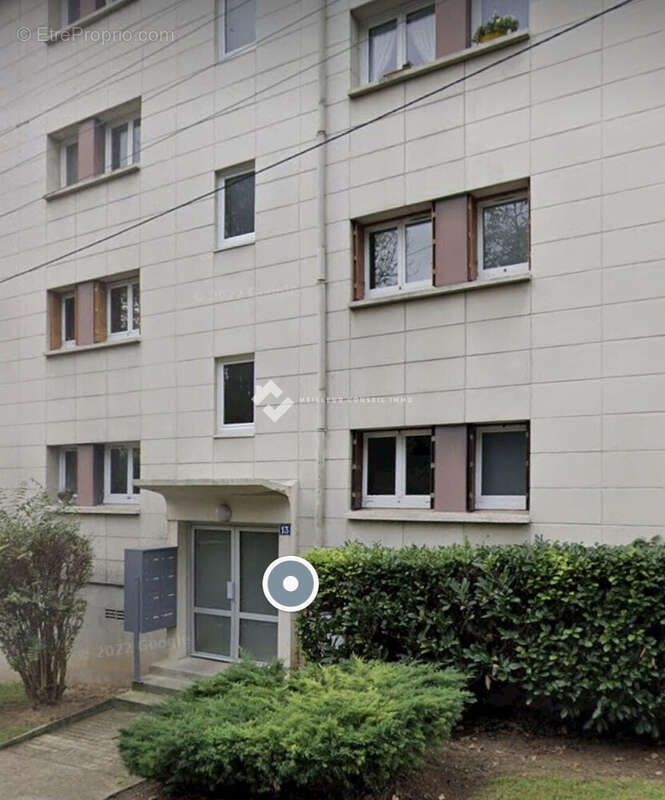 façade residence