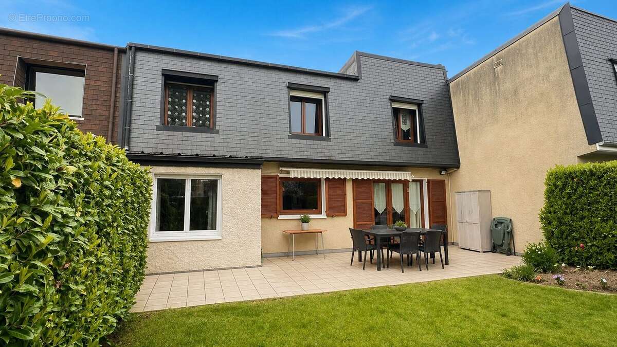 Maison à VILLENEUVE-D'ASCQ