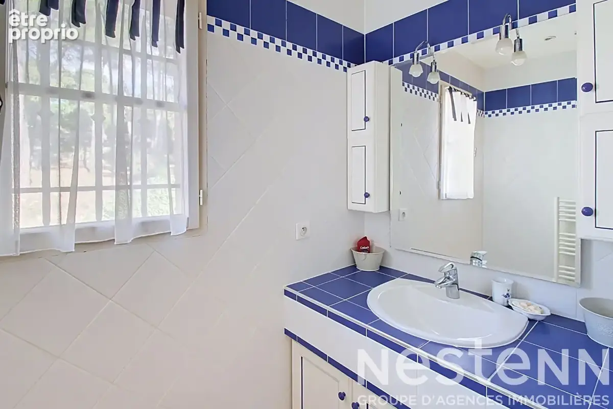A VENDRE !Maison Lorgues 192 m2 + piscine + garage + 4000m2 - photo 14