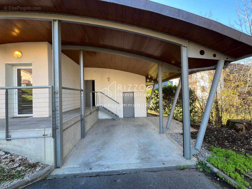 Maison à CRAN-GEVRIER